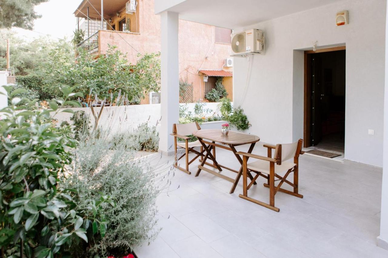 Pine Trees 55 Atenas Exterior foto